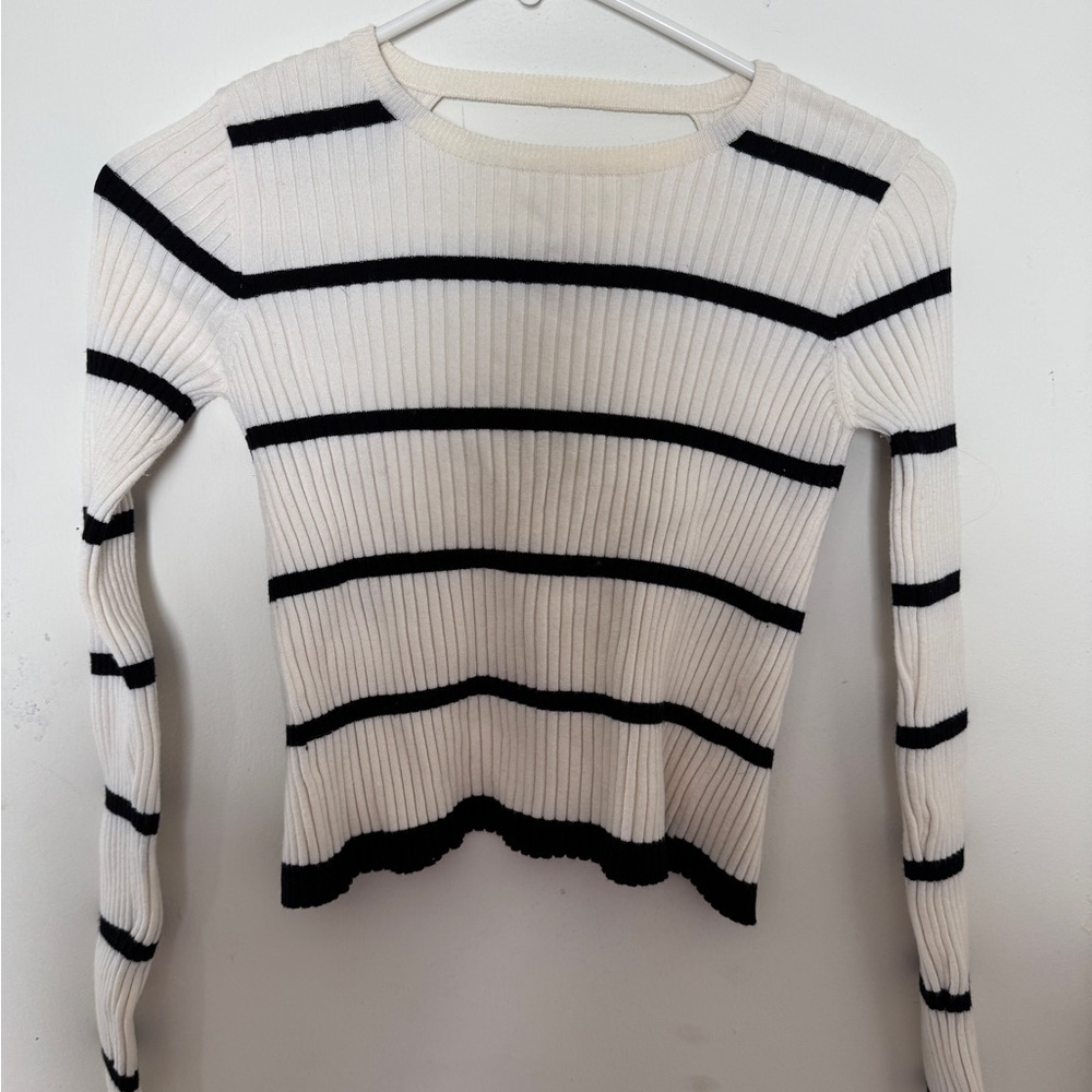 Zara Knit Cream and Black Sweater